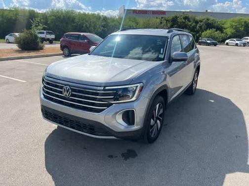 2025 Volkswagen Atlas 2.0T SE