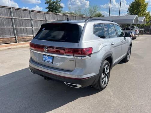 2025 Volkswagen Atlas 2.0T SE