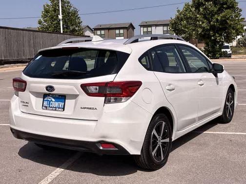 Crystal White Pearl 2022 Subaru Impreza Premium