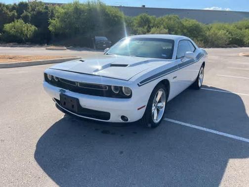 2016 Dodge Challenger R/T Plus