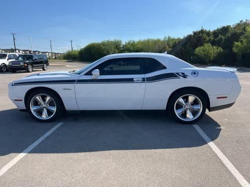 2016 Dodge Challenger R/T Plus