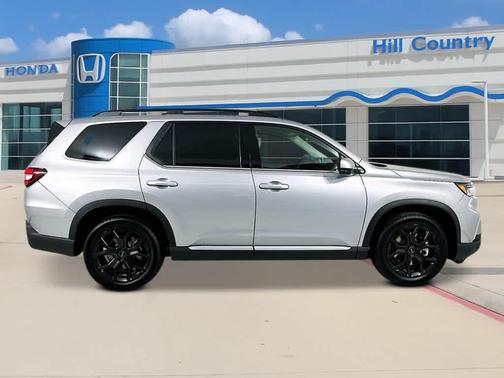 2025 Honda Pilot TOURING+