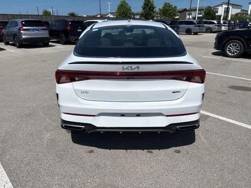 Glacial White Pearl 2024 Kia K5 GT-Line