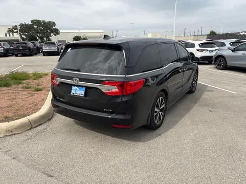 Black 2018 Honda Odyssey Elite