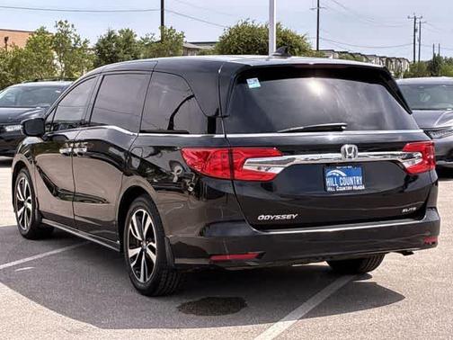 Black 2018 Honda Odyssey Elite