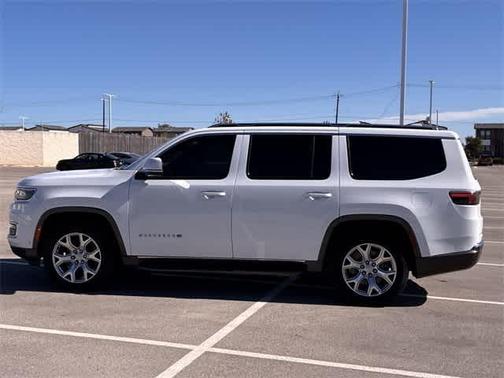 2022 Jeep Wagoneer Series II