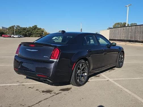 2016 Chrysler 300 S