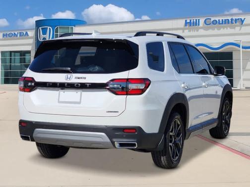 2025 Honda Pilot TOURING+