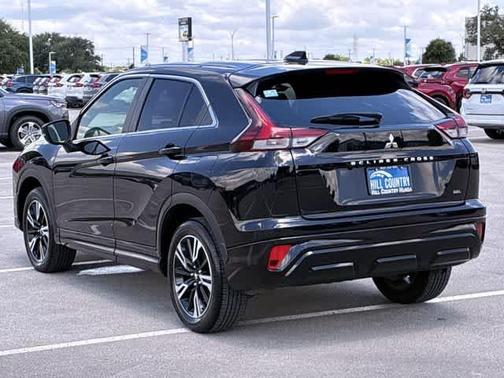 Labrador Black Pearl 2024 Mitsubishi Eclipse Cross SEL
