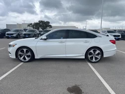 2020 Honda Accord Touring 2.0T
