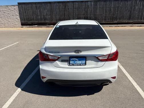 2014 Hyundai SONATA SE