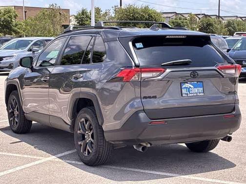 Magnetic Gray Metallic 2021 Toyota RAV4 LE