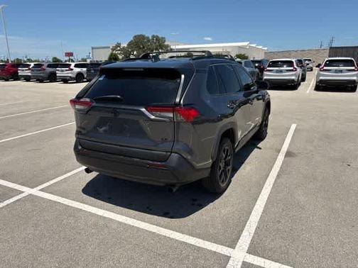 Magnetic Gray Metallic 2021 Toyota RAV4 LE