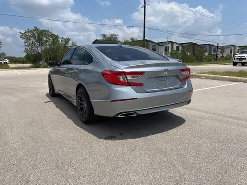 2019 Honda Accord Touring 2.0T