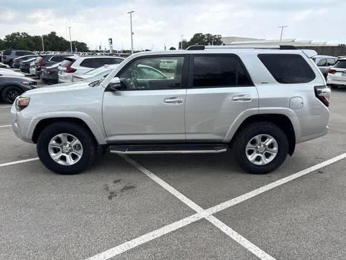 Classic Silver Metallic 2019 Toyota 4Runner SR5 Premium