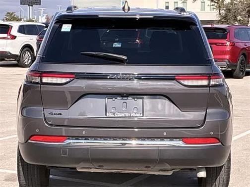 2024 Jeep Grand Cherokee Laredo