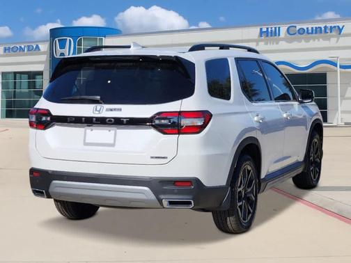 2025 Honda Pilot TOURING+
