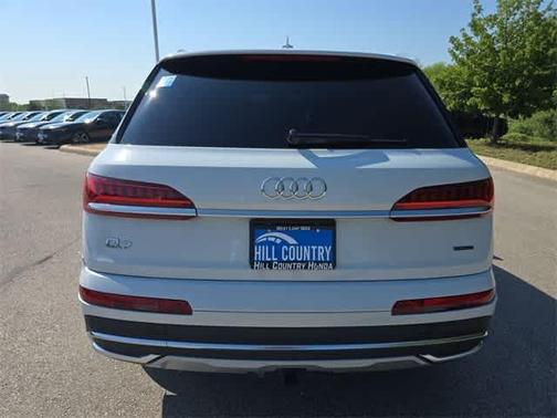 2023 Audi Q7 55 Premium Plus