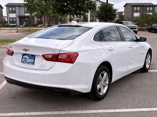 Summit White 2024 Chevrolet Malibu LT