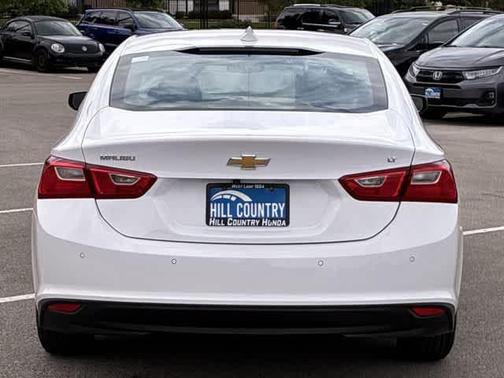 Summit White 2024 Chevrolet Malibu LT
