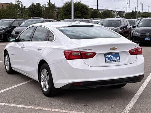 Summit White 2024 Chevrolet Malibu LT