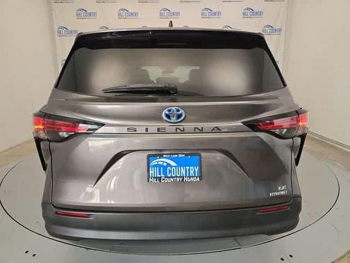 Predawn Gray Mica 2021 Toyota Sienna LE