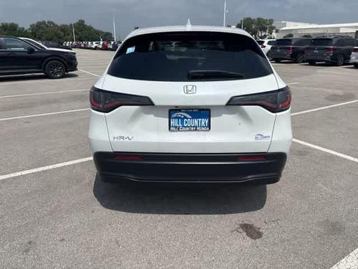 White 2026 Honda HR-V LX