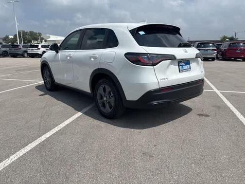 White 2026 Honda HR-V LX