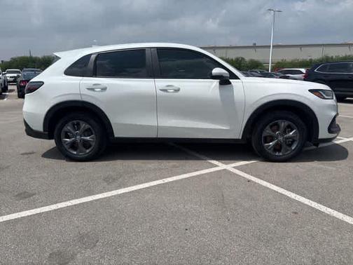 White 2026 Honda HR-V LX