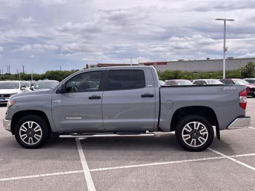 Cement 2020 Toyota Tundra SR5