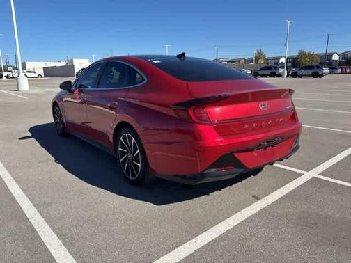 2021 Hyundai SONATA Limited