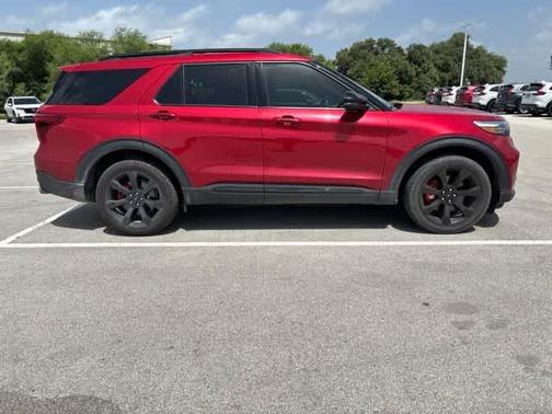 Rapid Red Metallic Tinted Clearcoat 2023 Ford Explorer ST