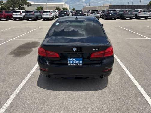 Black 2018 BMW 530 i