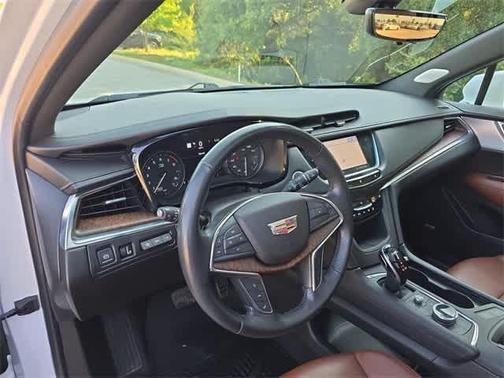 2020 Cadillac XT5 Premium Luxury