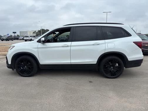 2022 Honda Pilot Black Edition