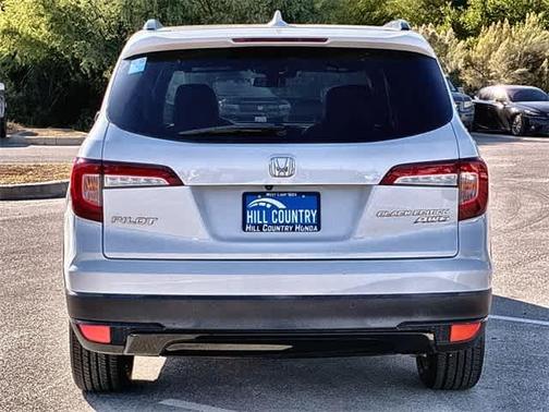 2022 Honda Pilot Black Edition