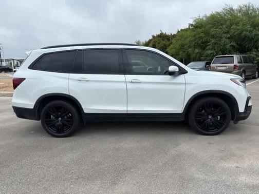 2022 Honda Pilot Black Edition