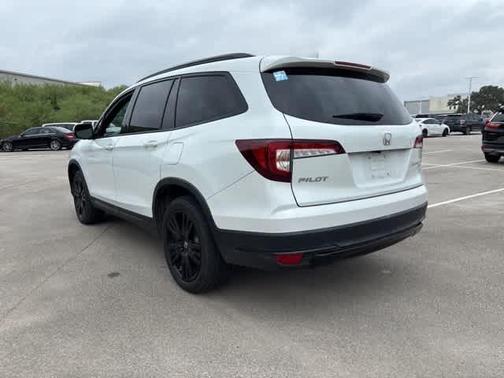 2022 Honda Pilot Black Edition
