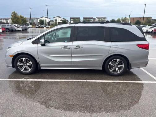 Lunar Silver Metallic 2018 Honda Odyssey Touring