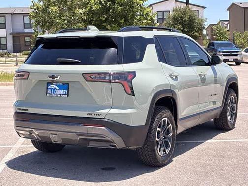 Green 2026 Chevrolet Equinox FWD ACTIV