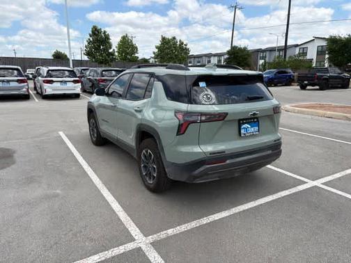 Green 2026 Chevrolet Equinox FWD ACTIV