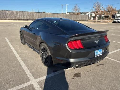 2020 Ford Mustang EcoBoost