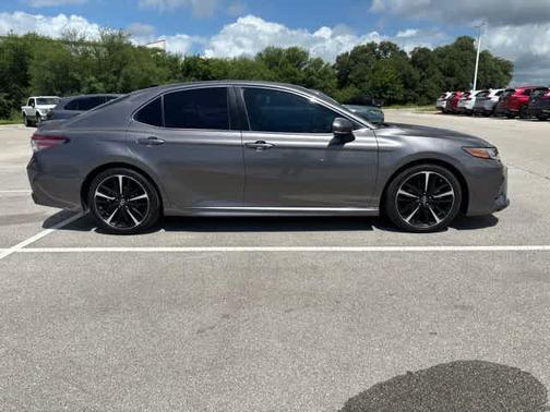 Predawn Gray Mica 2018 Toyota Camry XSE