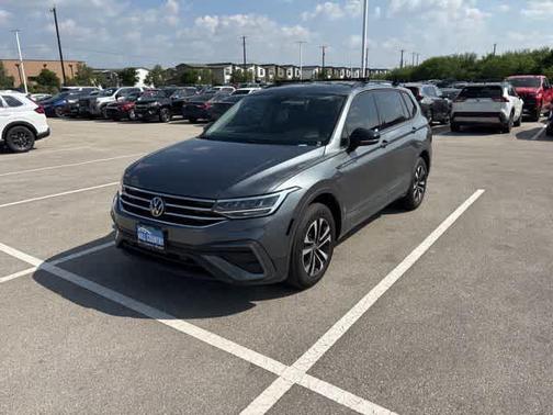Platinum Gray Metallic 2023 Volkswagen Tiguan 2.0T S
