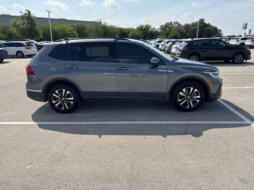 Platinum Gray Metallic 2023 Volkswagen Tiguan 2.0T S
