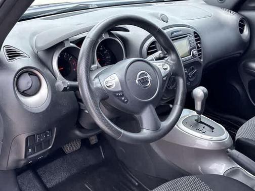 Cosmic Blue 2017 Nissan Juke S
