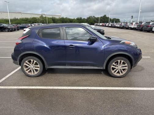 Cosmic Blue 2017 Nissan Juke S