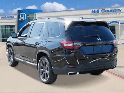 2025 Honda Pilot Sport