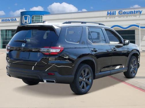 2025 Honda Pilot Sport