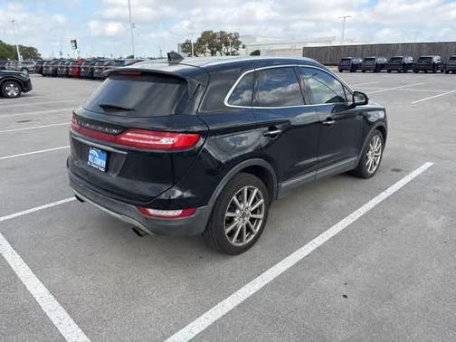 Infinite Black Metallic 2019 Lincoln MKC Reserve